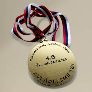 Personalisierte Medaille mit Band V1